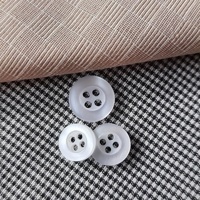 пуговицы для сорочки перламутровые на 4 прокола от 9 до 11 мм